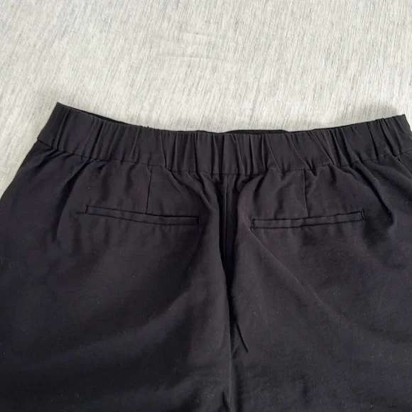 LOFT dress shorts - Picture 2 of 4